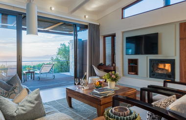 Suite Lounge