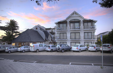 New wing of Harbour House Hotel