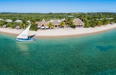 Azura Benguerra Island - View of the hotel