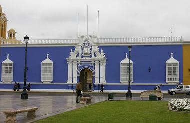 Trujillo, ( Plaza de Armas)