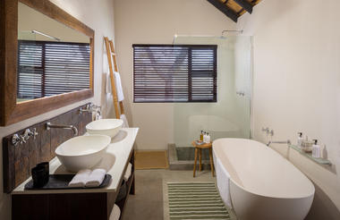 Simbavati Machaton Camp - Bathroom