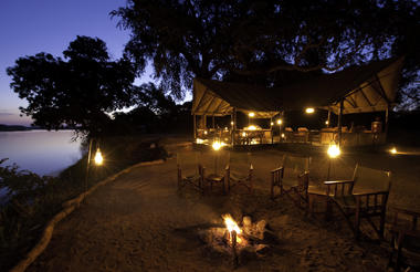 Old Mondoro - the only bushcamp in the Lower Zambezi