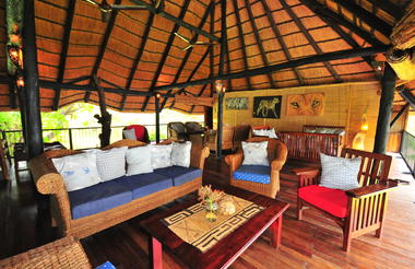 Upstairs viewing lounge at Waterberry Lodge