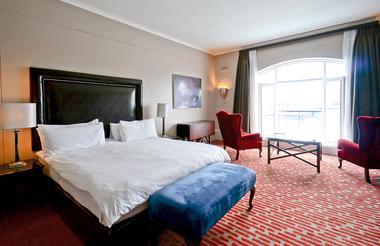 Mountain Facing Room