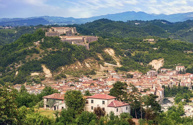 Cascina Del Merlo and Forte di Gavi