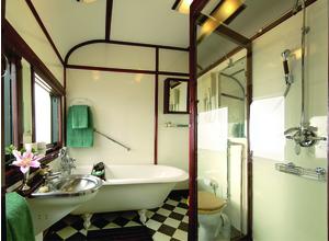 Royal Suite bathroom