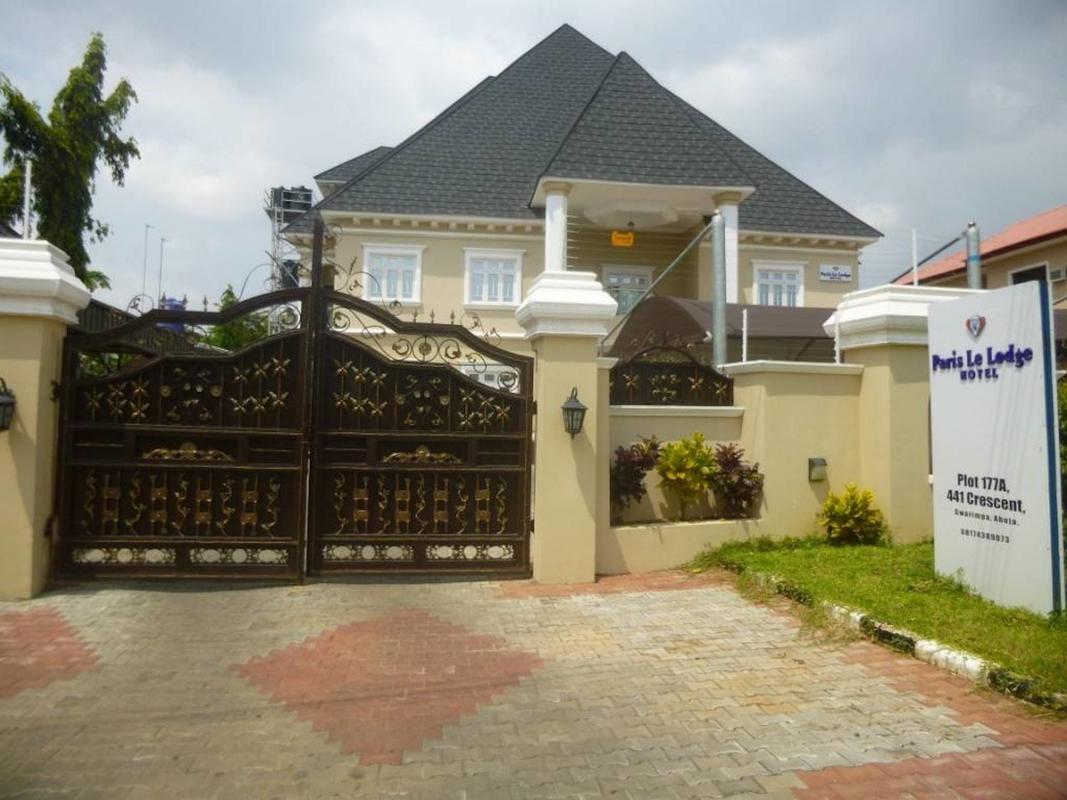 Paris Le Lodge | Accommodation Gwarinpa Estate
