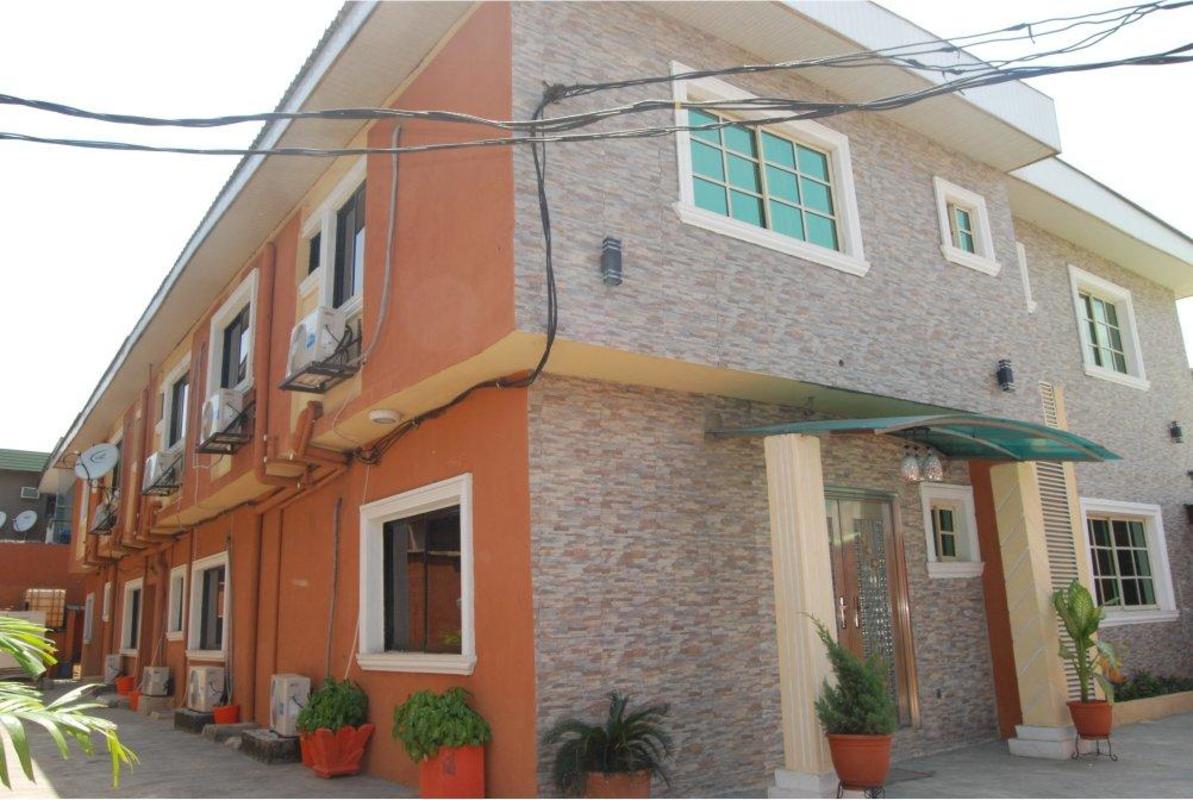 Anjiez Royal Suites | Accommodation Opebi