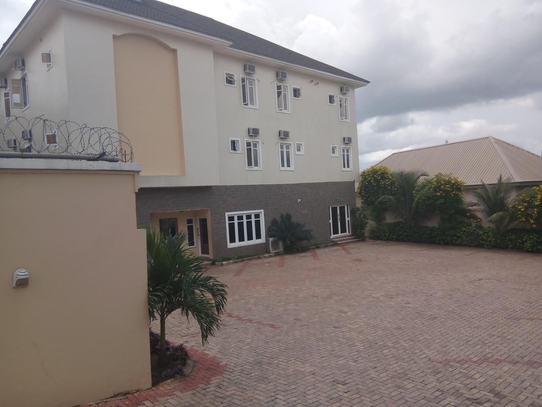 Allen Suites | Enugu Accommodation