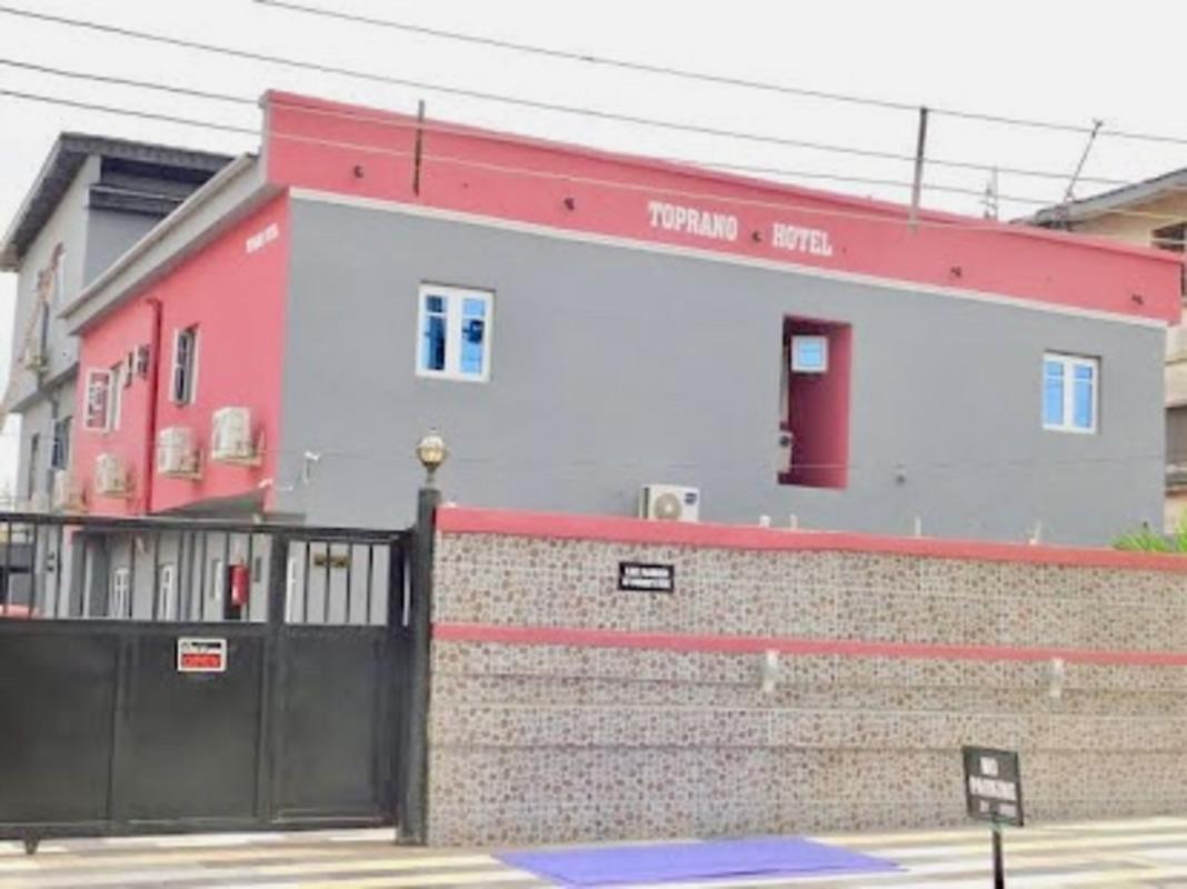 Toprano Hotel | Accommodation Ikeja