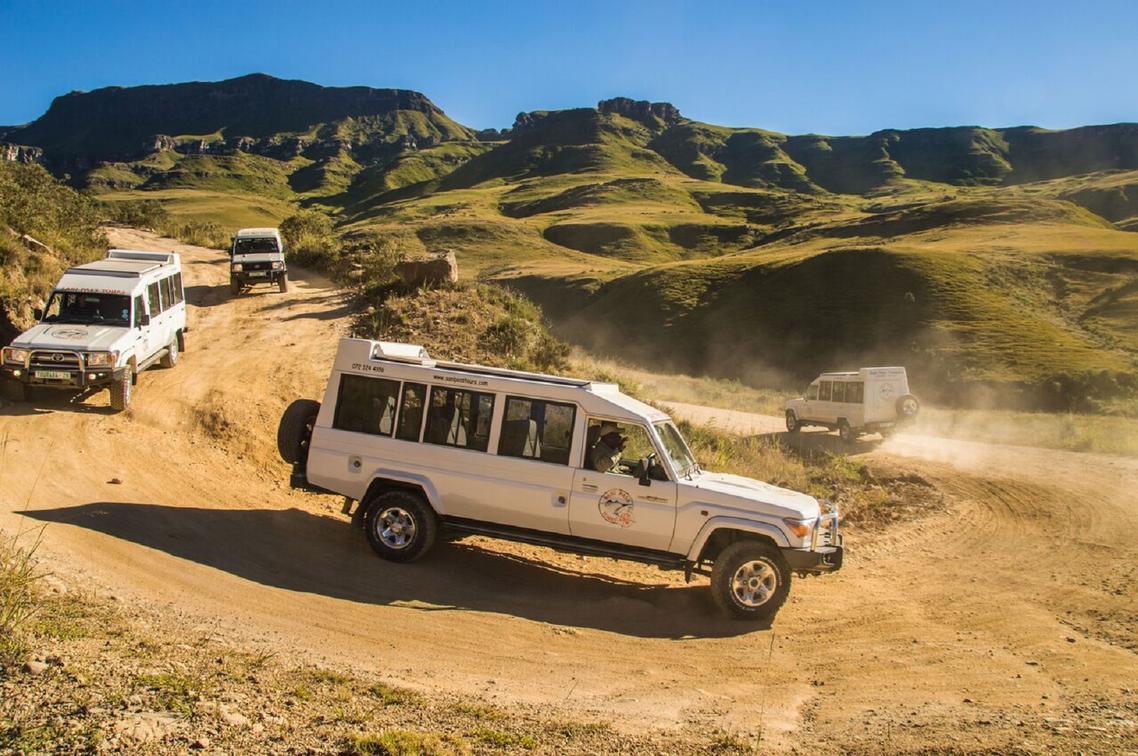 Поездка 4 буквы. Сани пасс, ЮАР. Sani Pass South Africa. Sani Pass.