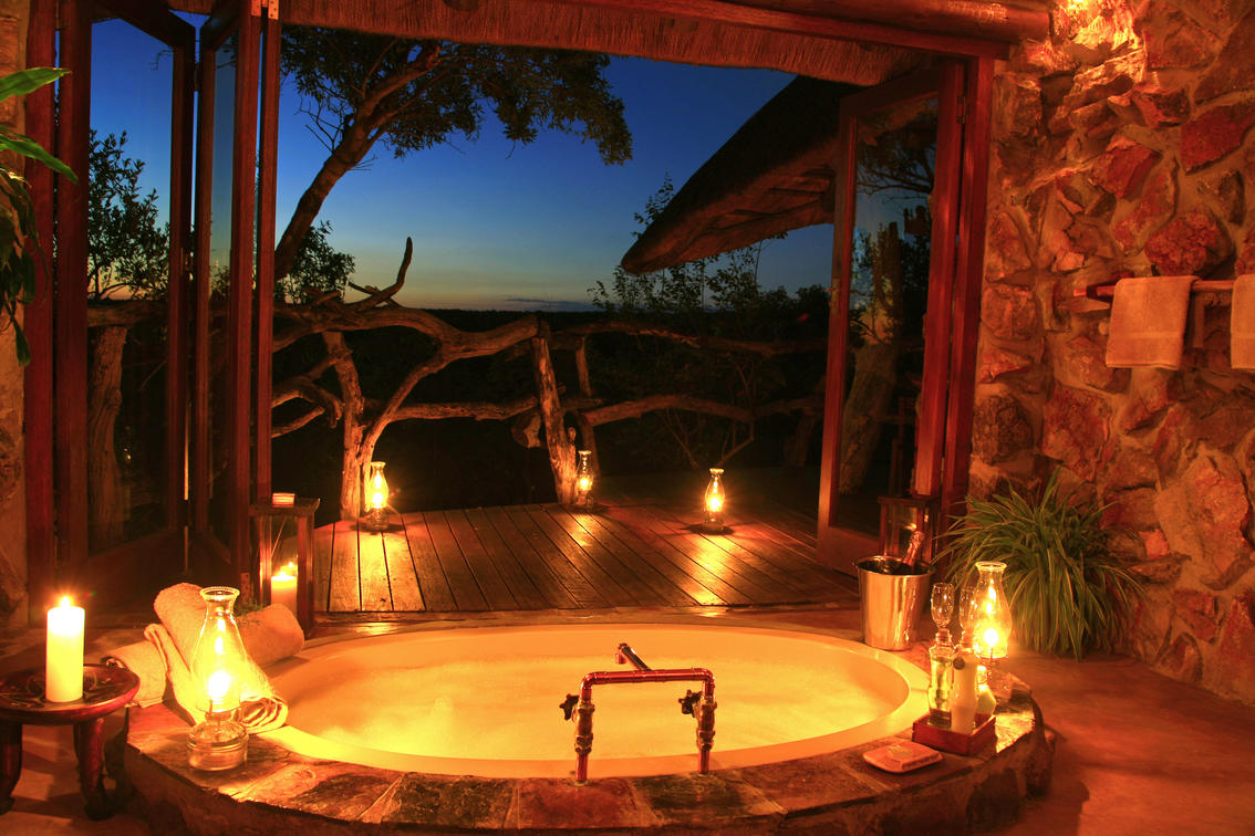 Романтичные место в ванной