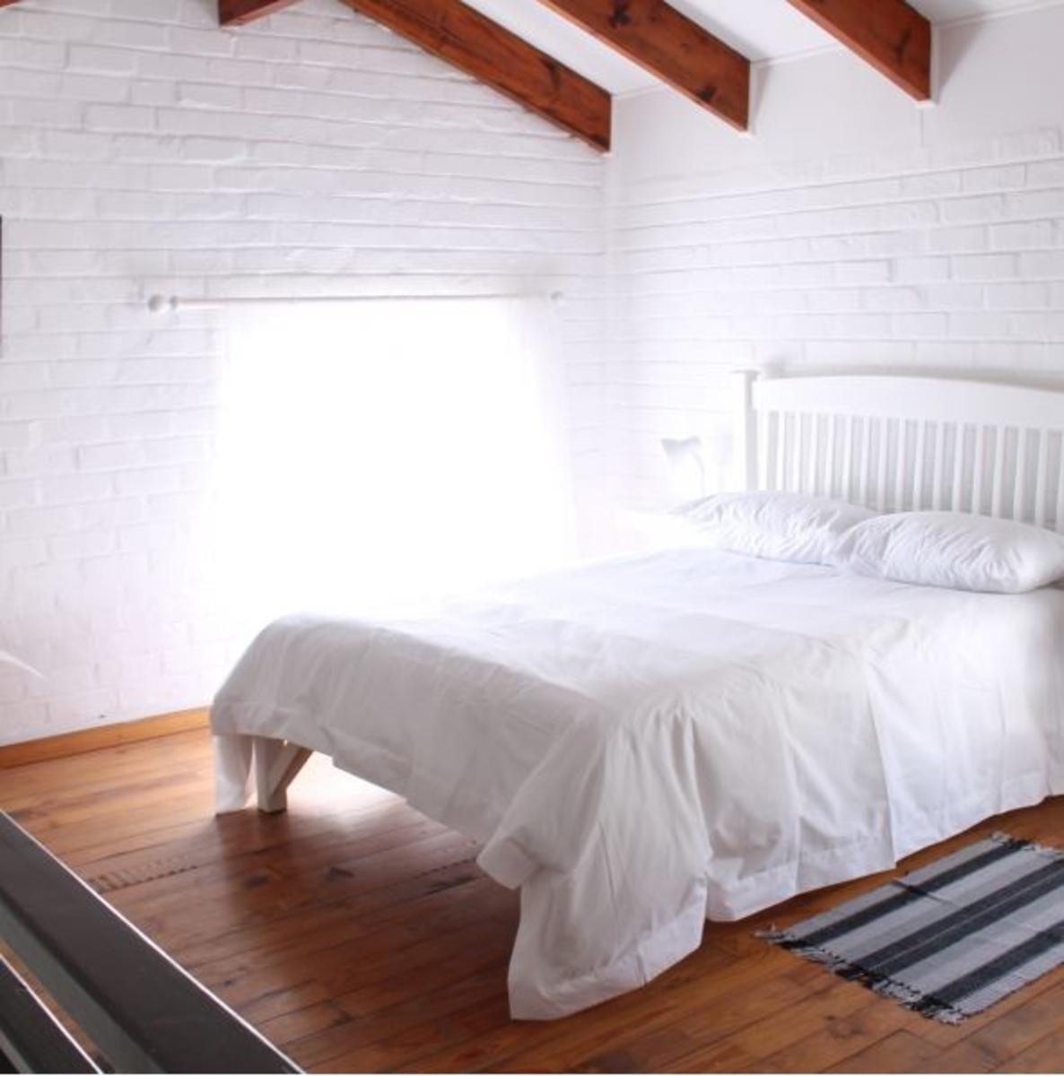 Stone's Throw Get the Best Deal Book SelfCatering or