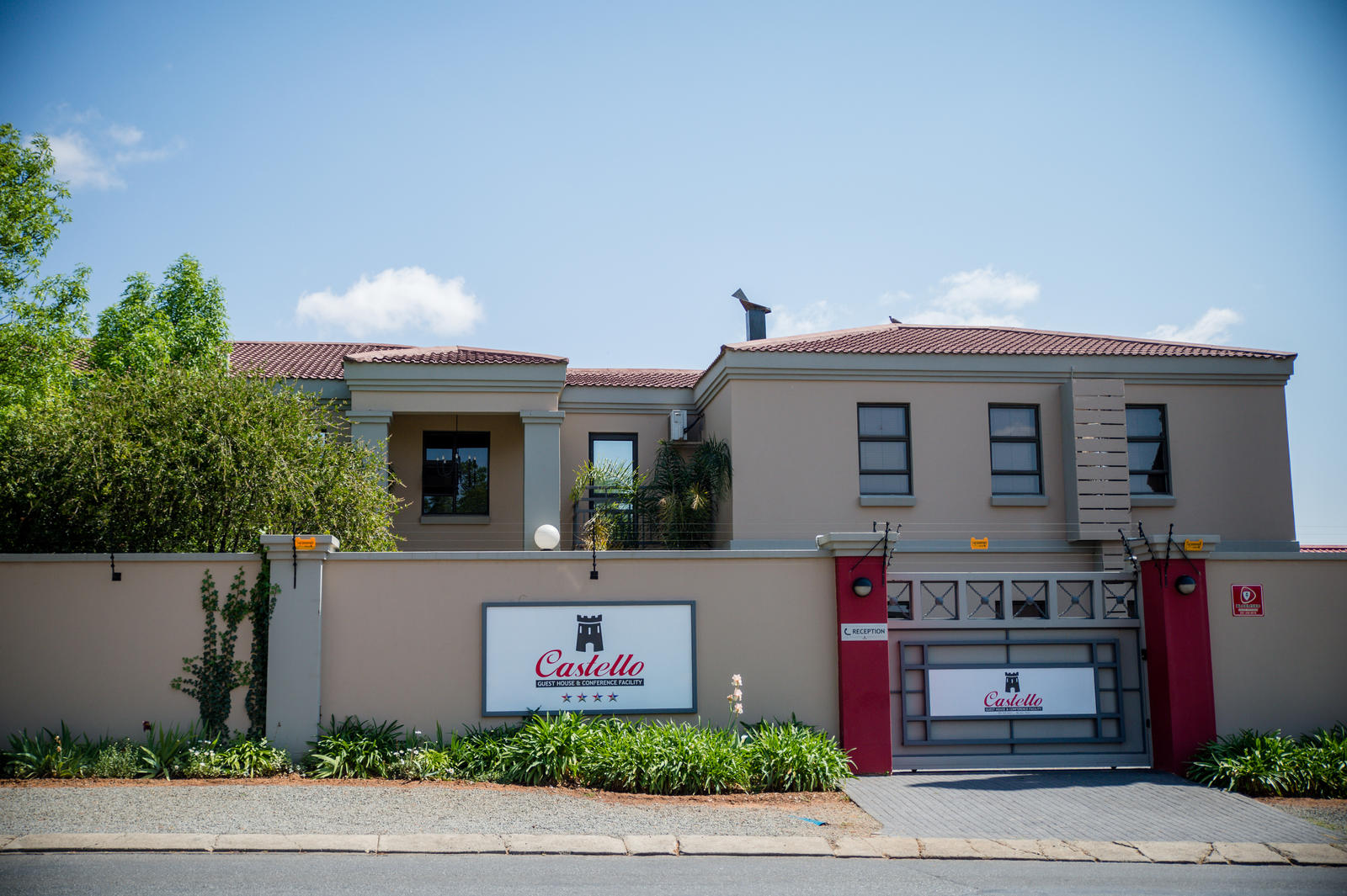 Castello Guest House - Bloemfontein