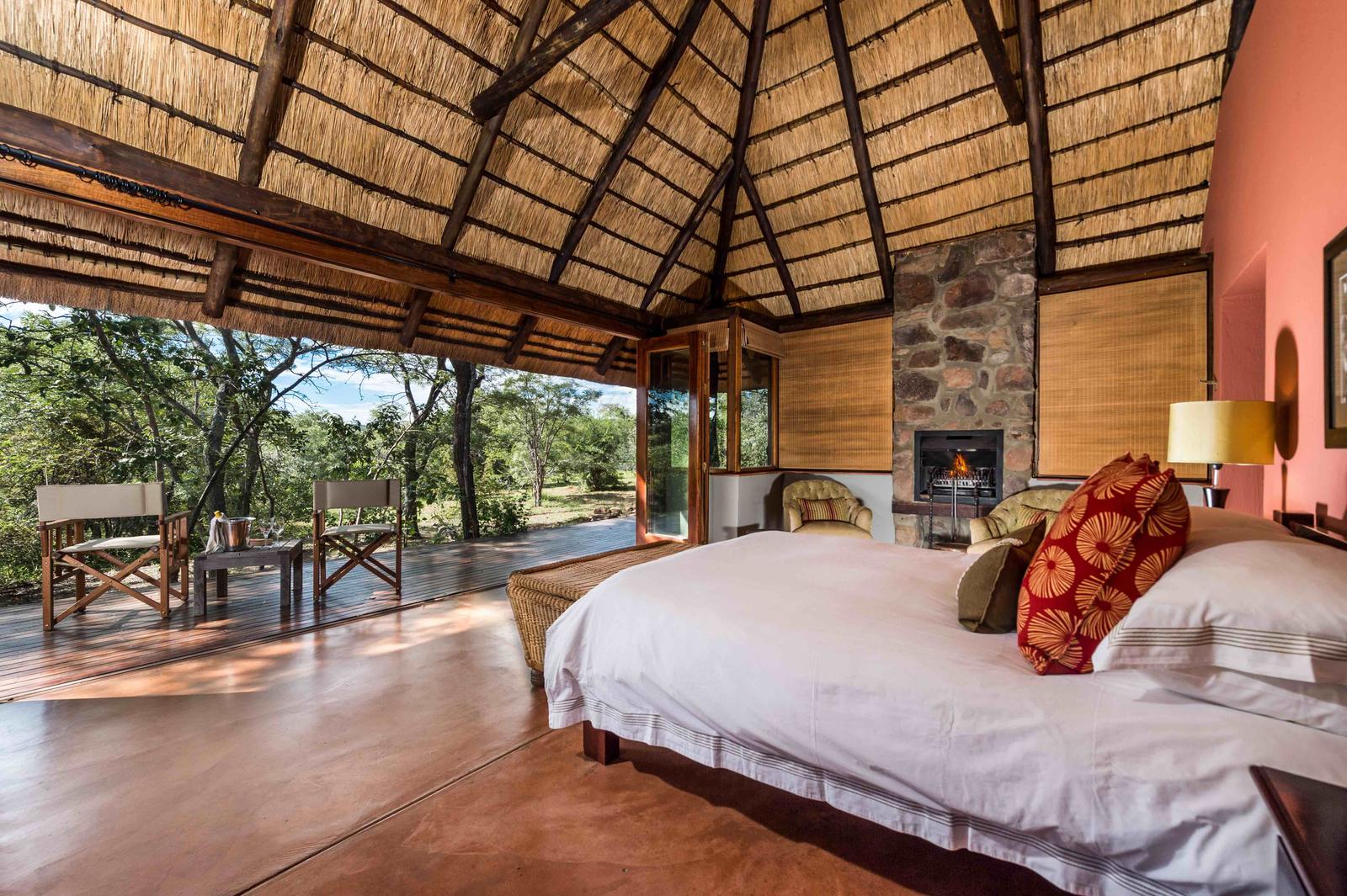 iHolidays - iBhubesi Lodge