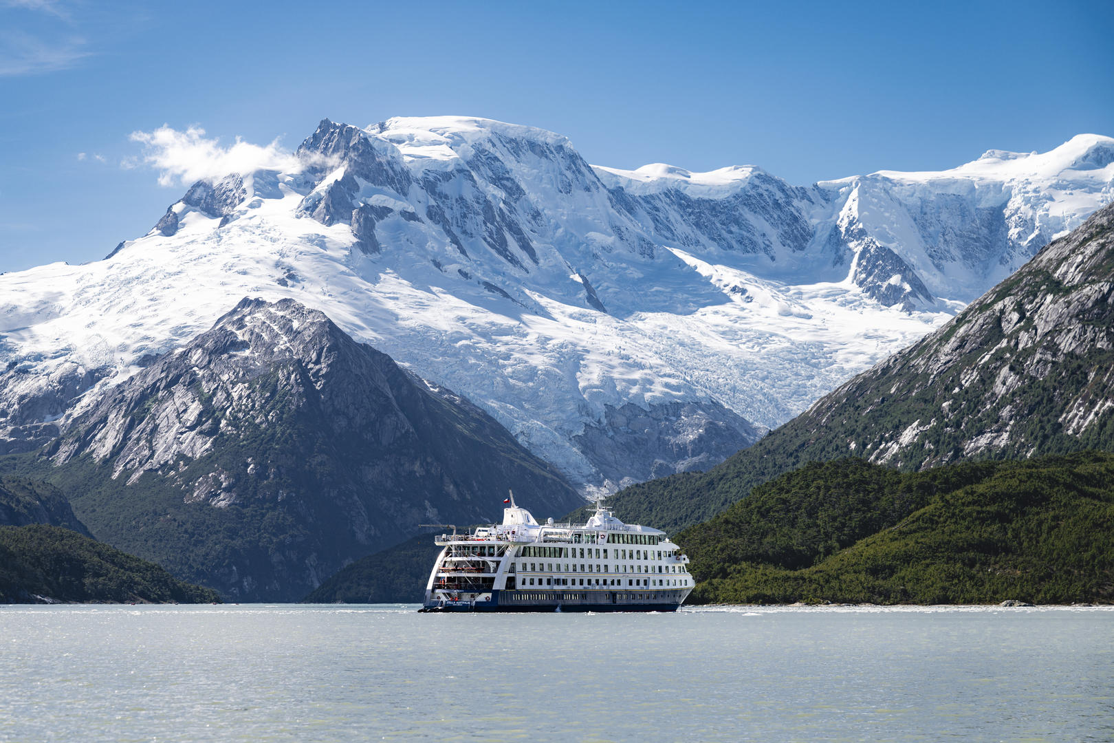 M/V Ventus Australis - Rundresa från Ushuaia-8n-AAA Superior