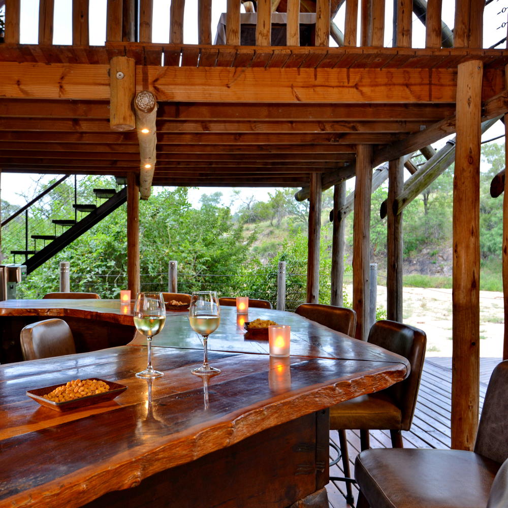 Rhino Post Safari Lodge-item-2