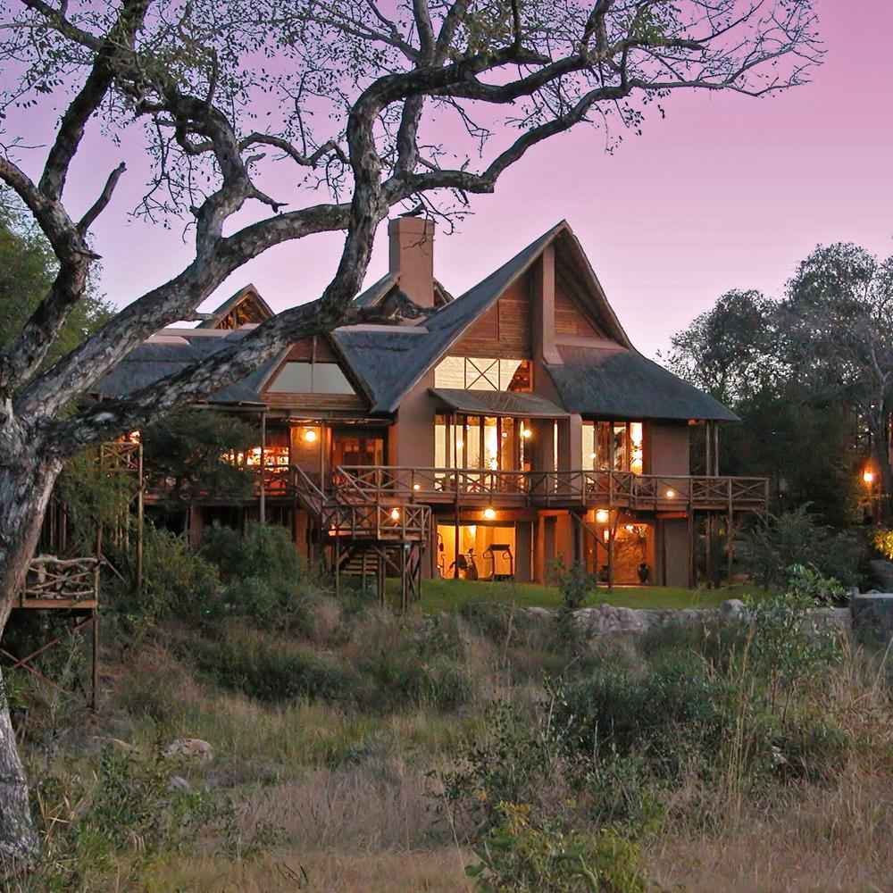 Lukimbi Safari Lodge-item-0