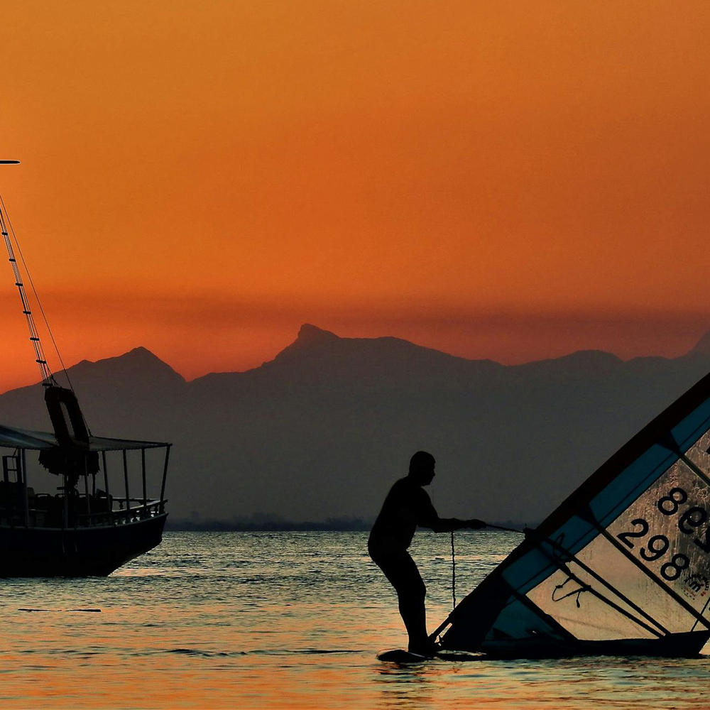 Condor Travel-item-1