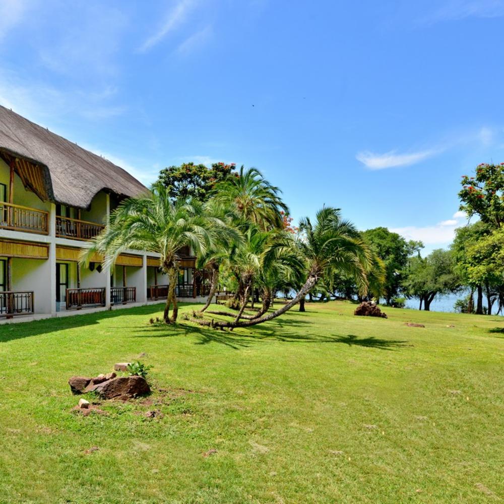 Cresta Mowana Safari Lodge & Spa-item-0