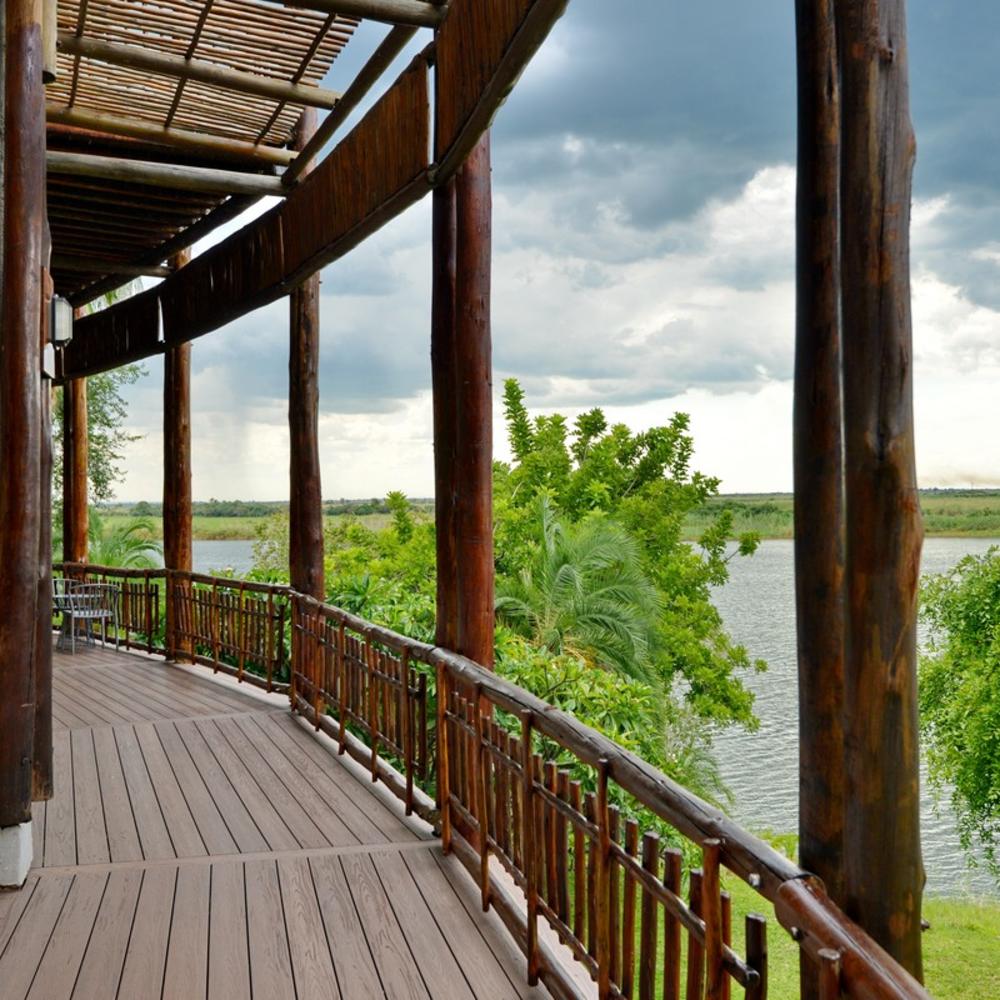 Cresta Mowana Safari Lodge & Spa-item-1