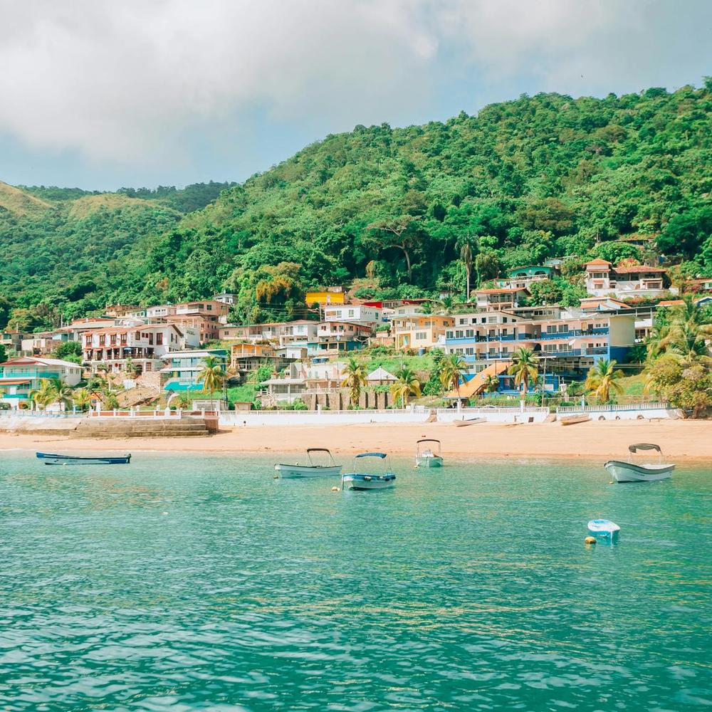 Vapues Travel SA-item-1