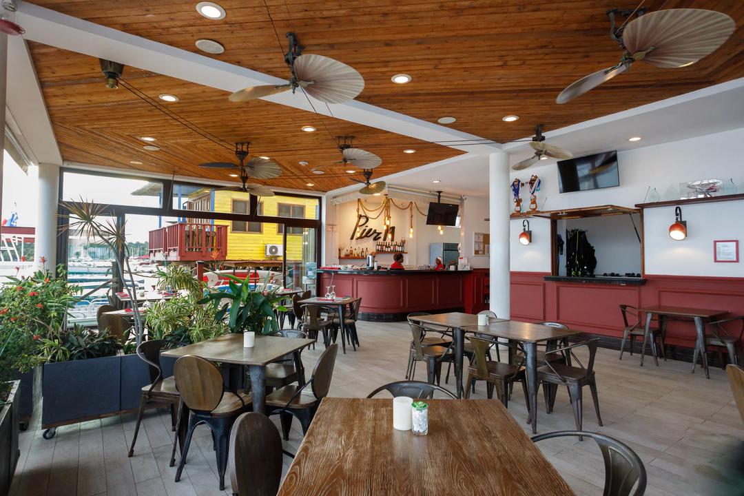 Colon Islandimage - 1