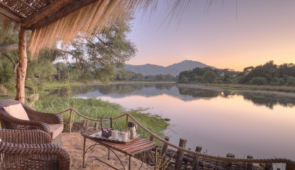 Panoramic views of the Chongwe River from every tent