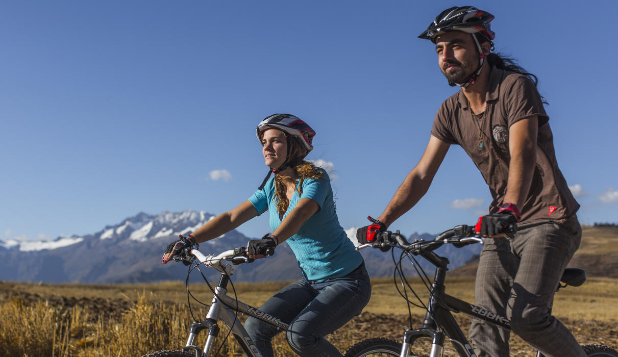 Guided tours to the Sacred Valley by mountain bikes