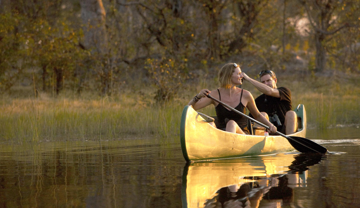 Canoeing at Selinda Explorers Camp