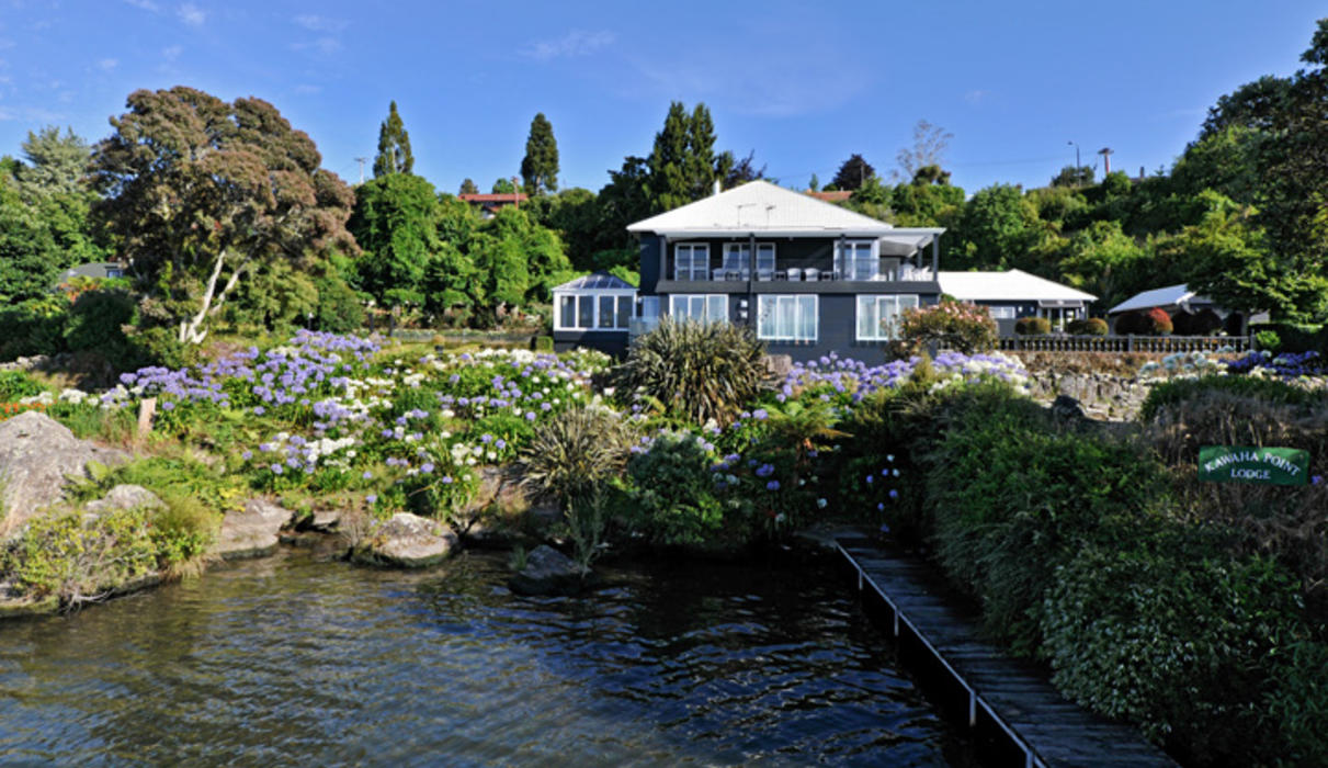 pilot omdrejningspunkt MP Black Swan: Hotel | Rotorua, New Zealand | Extraordinary Journeys