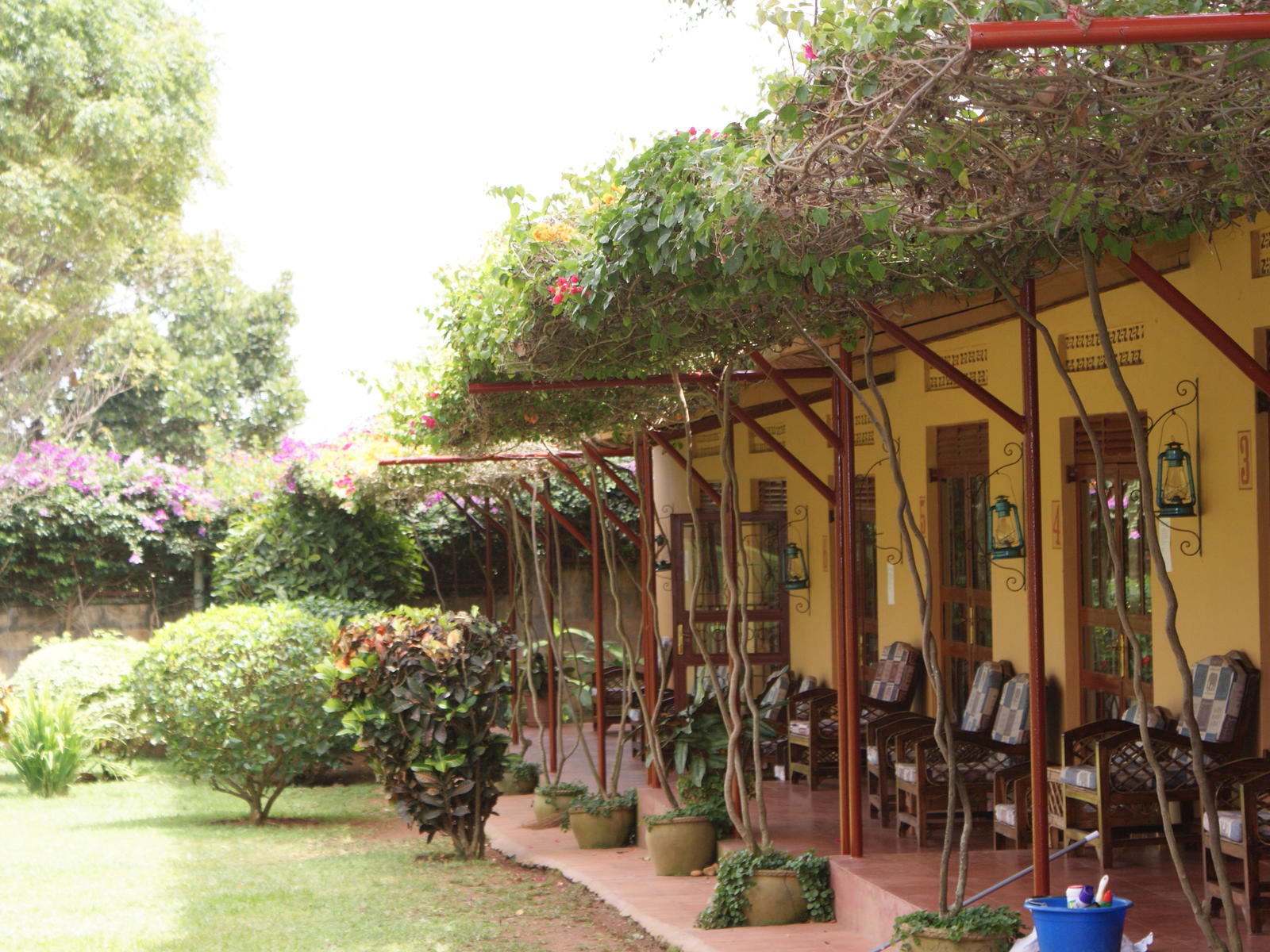 Uganda | Airport Guesthouse Entebbe – Entebbe | DIAMIR Erlebnisreisen