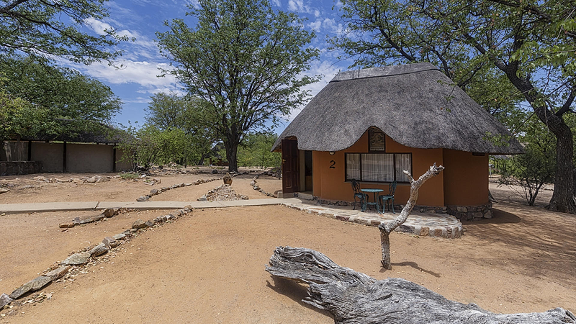 Etosha West - Hobatere Lodge