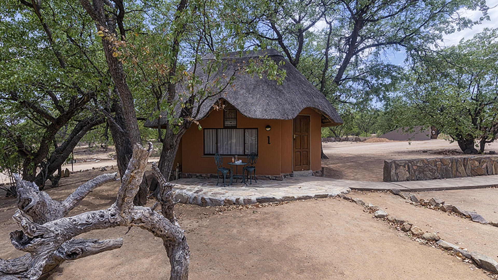 Etosha West - Hobatere Lodge