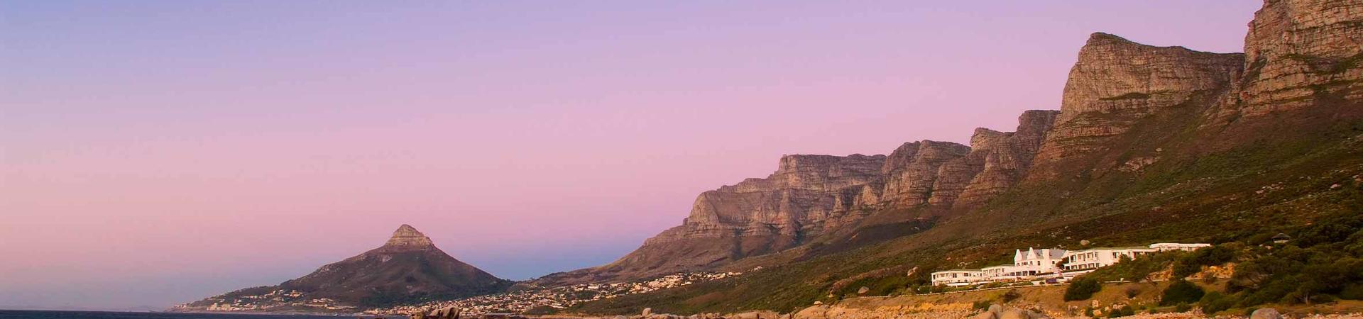 CAPE TOWN, GARDEN ROUTE & SAFARI