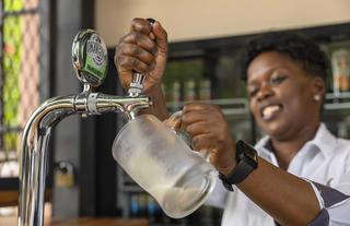 Bar service