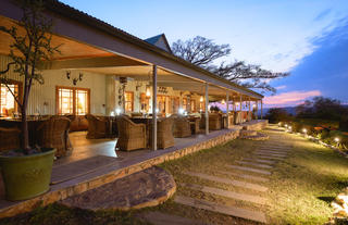 Dusk & Dawn Restaurant