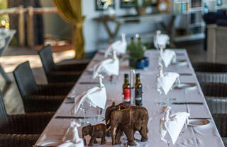 Kazile Island Lodge Dining