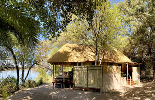 Land Suites