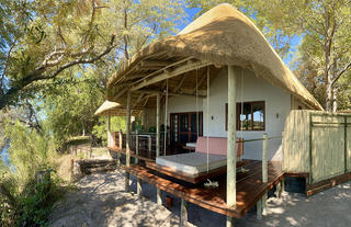 Land Suites