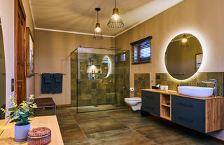 Double-Chalet-1-Bathroom-Hohenstein-Lodge
