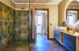 Rooms-Bathroom-Hohenstein-Lodge