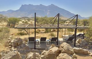 Pool-Area-Hohenstein-Lodge