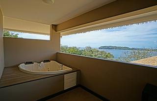 The Honeymoon special amenity, a private jacuzzi in the balcony