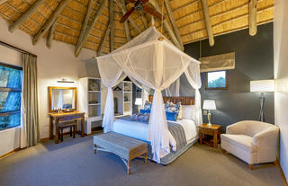 Mountain Suite - Bedroom