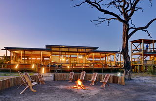 Nogatsaa Pans Chobe Lodge