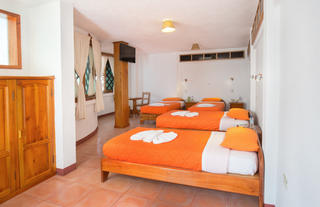 MAINAO HOTEL - Quadruple room