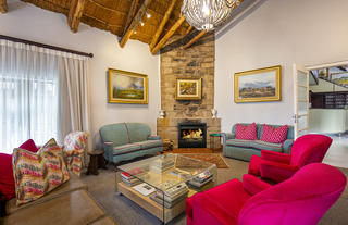 The 'Quiet' Lounge