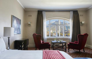 Victoria & Alfred Hotel | Mountain Facing Room
