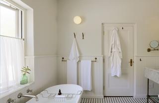 Spier Hotel Luxury Room & Luxury Garden Room Bathroom